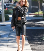 hailey-baldwin-out-in-beverly-hills-october-17-2017-black-leather_282229.jpg