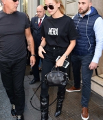 hailey-baldwin-September-22-Out-and-About-in-Milan-black-outfit-.jpg