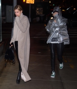 kendall-jenner-and-hailey-baldwin-out-in-nyc-february-2017_281329.jpg